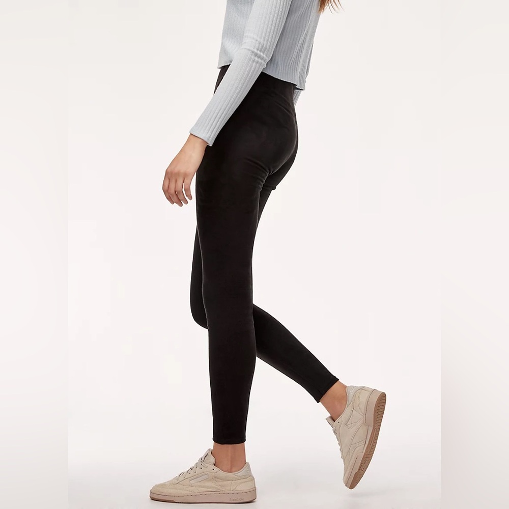 Aritizia Daria Pant (leggings) charcoal color - Size XS